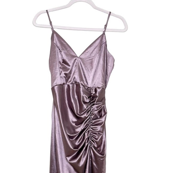 Love, Nickie Lew Large Purple Ruched Slit Gown - Picture 5 of 6